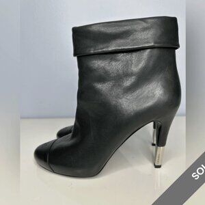 Chanel black leather heeled ankle booties logo boots size 38 Bottines